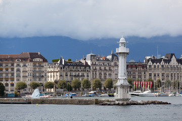 Obraz premium view of city of Geneva, Leman Lake , in Switzerland