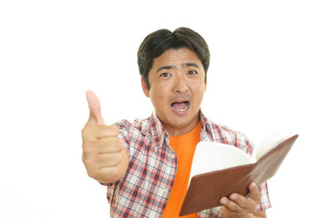 笑顔の男性