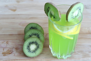 Kiwi juice