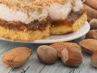 cake with nuts