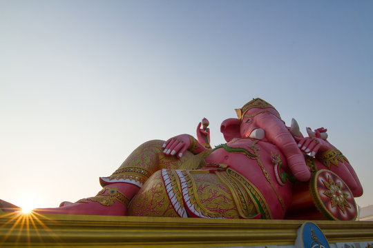 Kanesha sculpture