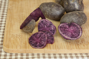 pomme de terre vitelotte