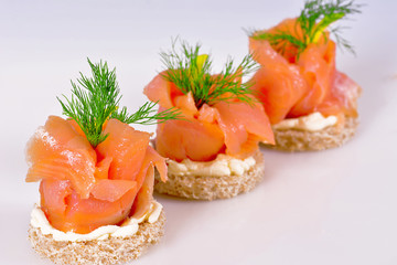 Sandwich with smoked salmon