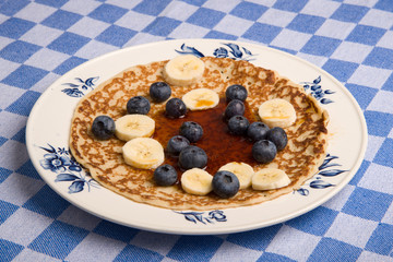 pancake with blueberries and banana