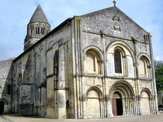 Charente-Maritime - - Saintes - Abbaye aux dames