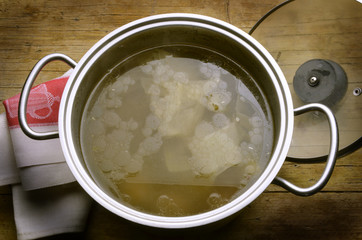 Broth Brodo Caldo Brühe Бульон Bouillon Rosół cuisine