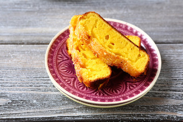 Slices of tea cake with lemon