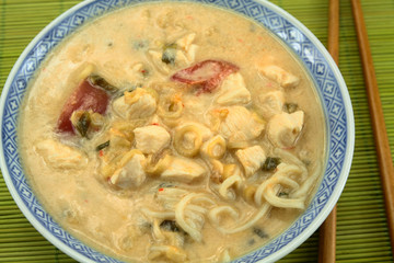 soupe tom kha kaï