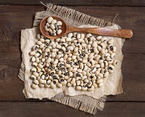 Black eyed peas with a spoon