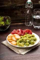 Rosenkohl mit Bratkartoffeln