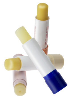 verschiedene Lippenpflegestifte