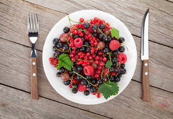 Fresh ripe berries plate