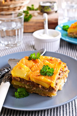 Graten potatoes and minced meat
