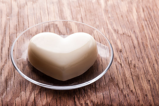 vanilla jelly in the form of heart
