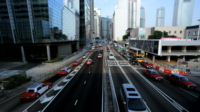 Commuter traffic highway 2 IFC, Hong Kong, China