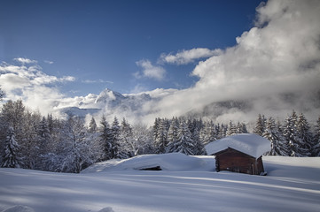 Mazot sous la neige- Savoie