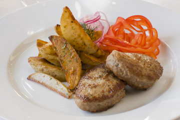 Grilled cutlet and french fries