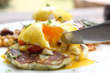 egg benedict