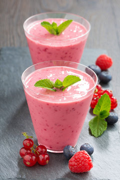 berry milkshake in glass