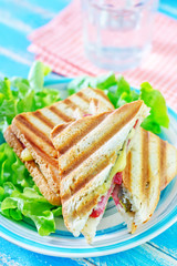 toasts with cheese