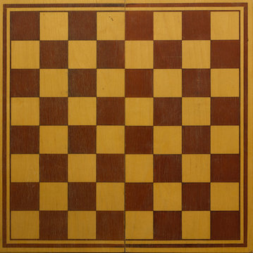 Wooden chess board