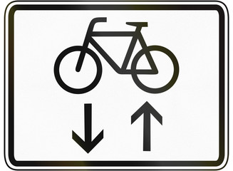 German traffic sign additional panel to specify the meaning of other signs: Parallel to the road