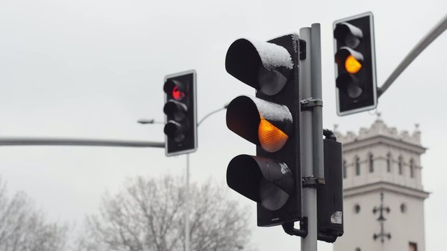 Traffic lights.