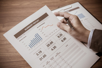 Obraz premium Man Analysis Business Accounting