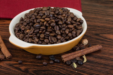 Roasted coffee beans