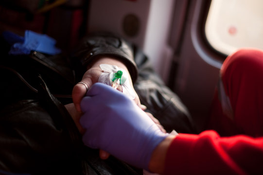 Unfall Rettungsdienst Notfallsanit&auml;ter Retten Paramedic