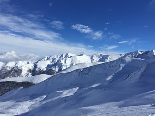 Obraz premium Montañas nevadas