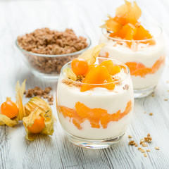 Joghurt mit Mandarinen