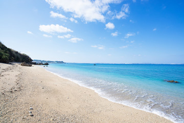 Fototapeta na wymiar 沖縄のビーチ・うるま市・宮城島