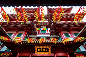 Zelfklevend Fotobehang The roof of the Buddha Tooth Relic Temple in Singapore © joesayhello