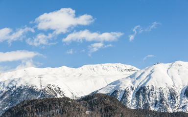 Fototapeta na wymiar Pontresina, Dorf, Alpen, Schweizer Berge, Engadin, Graubünden, Winter, Bergbahnen, Skiferien, Schweiz