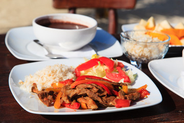 mexican fried rice with chicken and vegetables