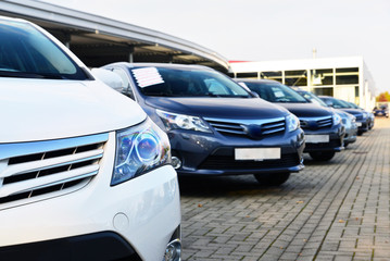 Parkplatz Autohandel