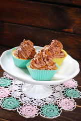 cupcakes with truffle cream and caramel