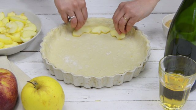 make an apple pie