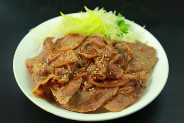 豚肉のしょうが焼き