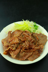 豚肉のしょうが焼き