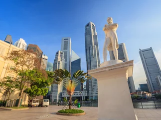 Tischdecke Sir Stamford Raffles-Statue, Singapur-Stadt © Noppasinw