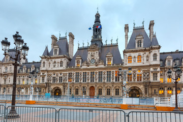 Fototapeta na wymiar Paris City Hall, Hotel de Ville, in winter