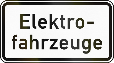 German traffic sign additional panel to specify the meaning of other signs: Electric vehicles
