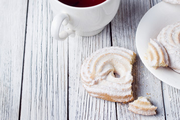 Tea with cookies