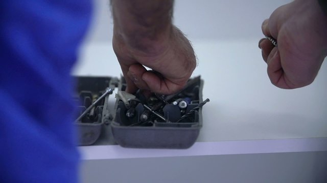 Guys take the nails out of the box