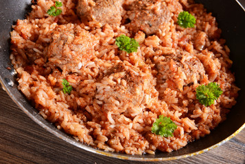 meat balls with rice and tomatoes