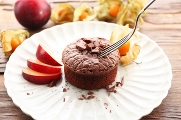 Hot chocolate pudding with fondant centre, close-up