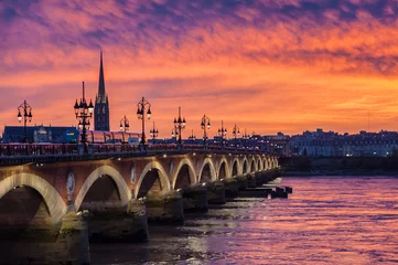 Fotobehang Coucher de soleil sur Bordeaux © yanntexier