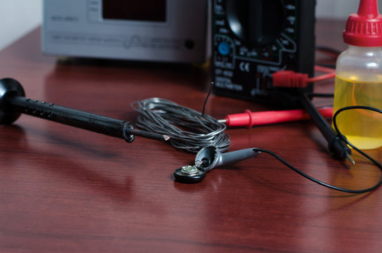 soldering headphones